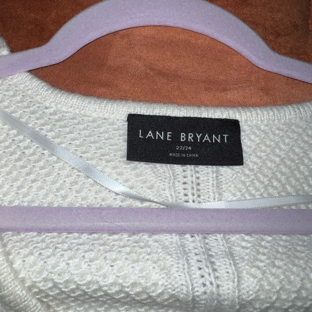 Women’s Lane Bryant, V-neck cable sweater, off-white, size 22/24